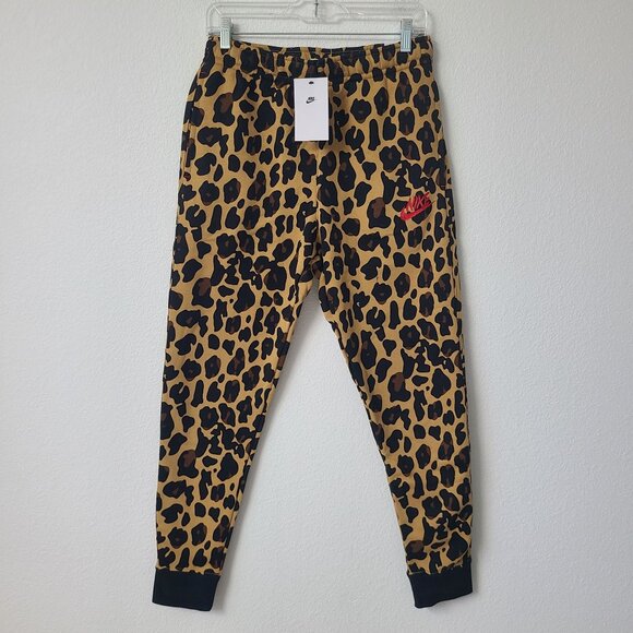 Nike Sportswear Leopard Tapered Club Fleece Sweatpants FB9046-722 Size S Brown - Picture 1 of 5